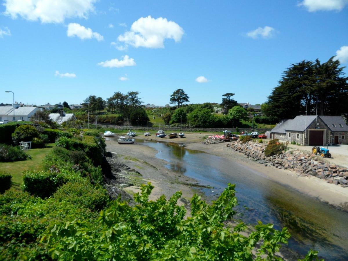 Stunning Beach Front House - Sleeps 6 Pwllheli Exterior foto