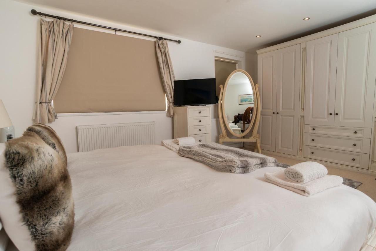 Stunning Beach Front House - Sleeps 6 Pwllheli Exterior foto